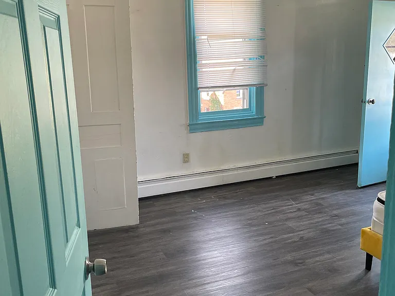 917 Lincoln Ave #2 — Photo 6