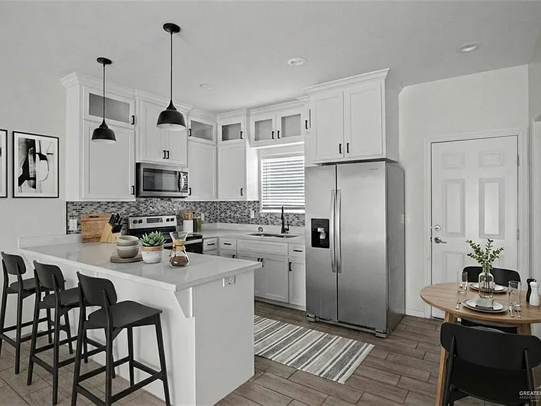 1511 Playa Dr #2 — Photo 8