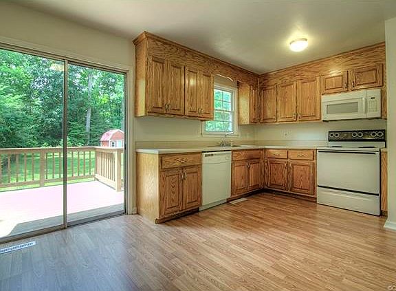 5th image of 1315 Butternut Dr