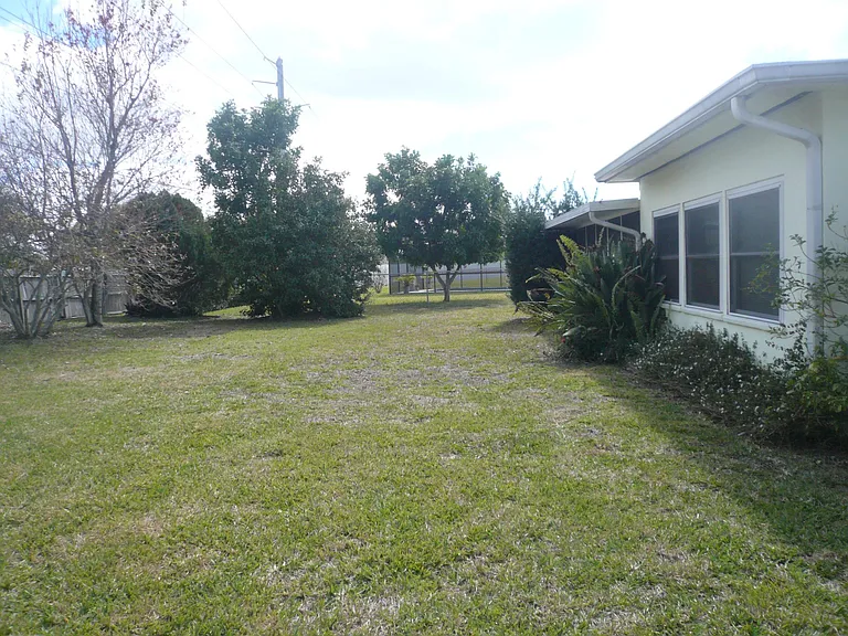 6705 Roxbury Dr — Photo 20