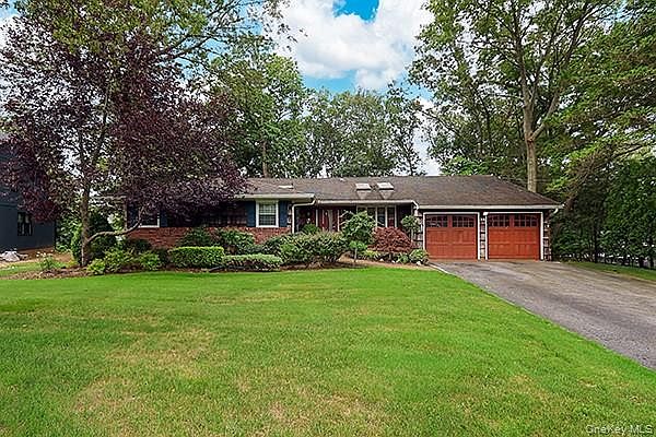 1st image of 39 Harvard Drive