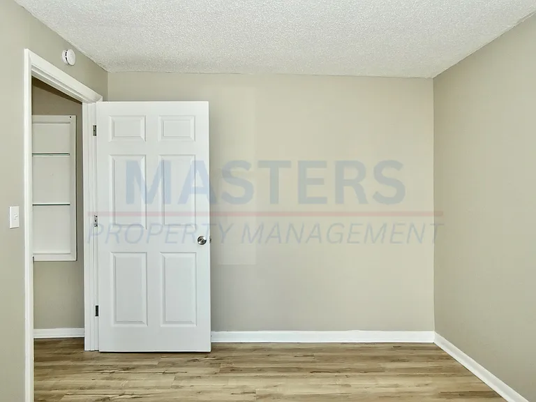 2163 Hoops Dr — Photo 18
