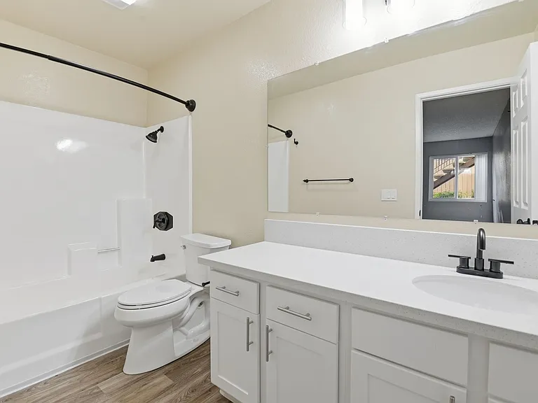 Our 'Premium' 2 Bedroom 2 Bath Apartment Bathroom at Vista Flores Apartments