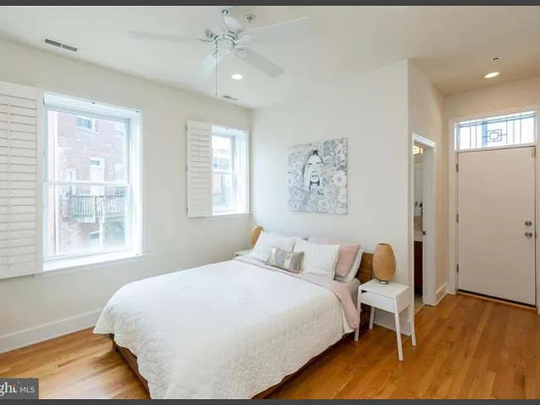 1531 Park Rd NW #5 — Photo 4
