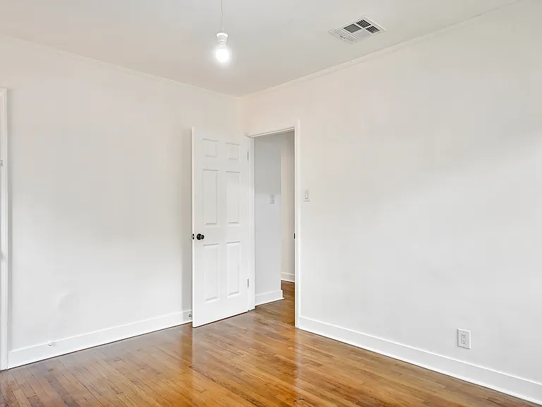 815 N Curson Ave — Photo 39