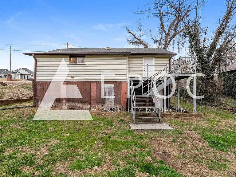 1310 Phipps Ave — Photo 15
