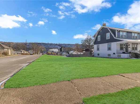 1701 Corporation St, Beaver, PA 15009