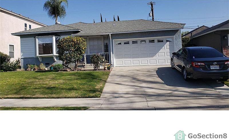 1st image of 4652 Conquista Ave