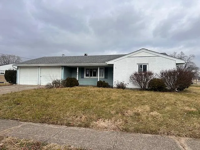 1001 Langdale Ave photo 1