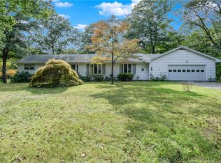 30 Saybrook Rd, Trumbull, CT 06611