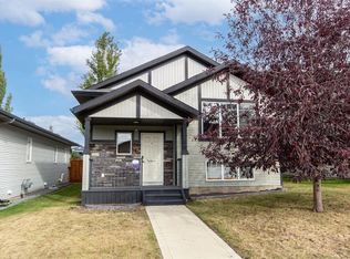 79 S Trimble Close, Red Deer, AB T4P 0N5