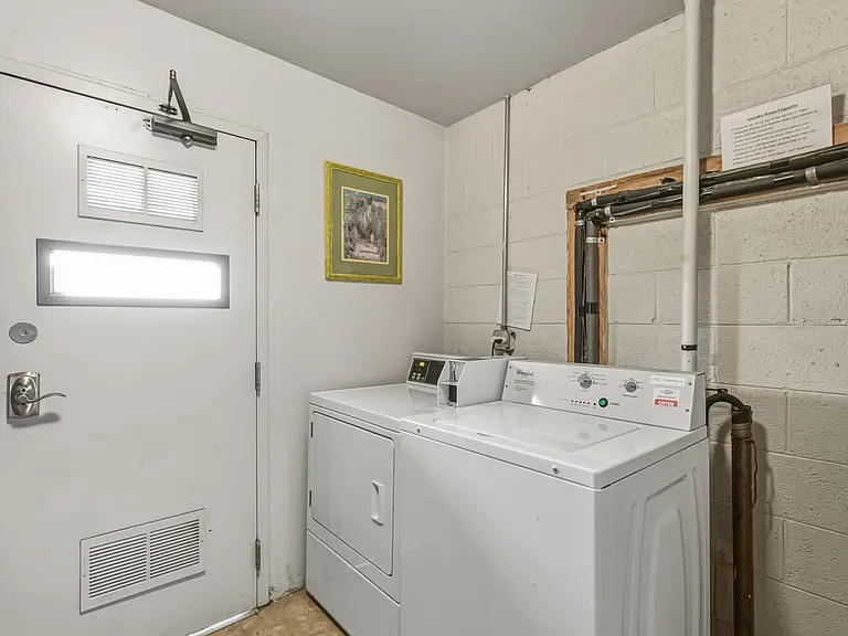 901 N Jasmine St — Photo 11
