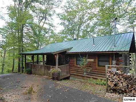 Cabin in the woods!!