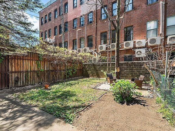 5th image of 19 Clifford Pl