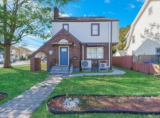 21 James Ll Burrell Ave, Hempstead, NY 11550