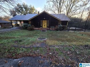 525 Crumley Chapel Rd, Birmingham, AL 35214