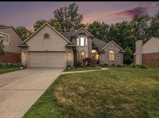 3043 Wilmington Blvd, Rochester Hills, MI 48309