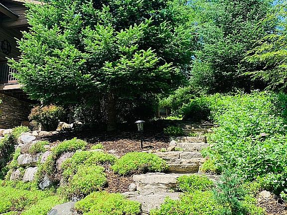 Custom landscape stones