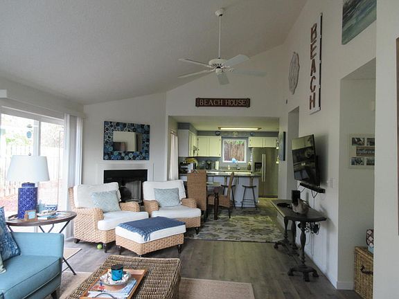 4th image of 215 Coronado Dr
