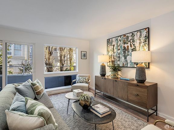 4th image of 3044 Franklin St APT 102