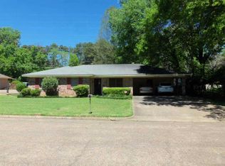 1216 Dardanelle Dr, Jackson, MS 39204