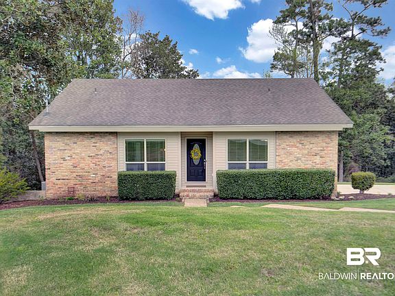 4th image of 21 Lee Cir
