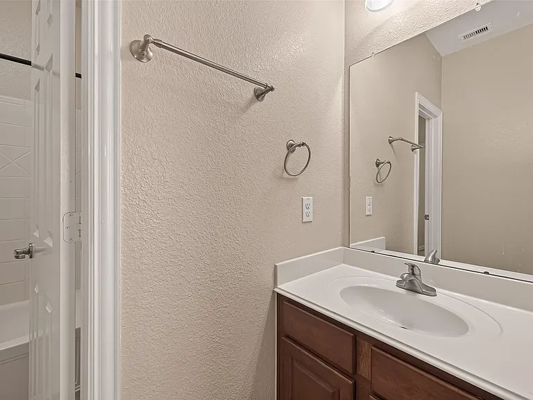 12107 Redbud Brook Trl — Photo 39