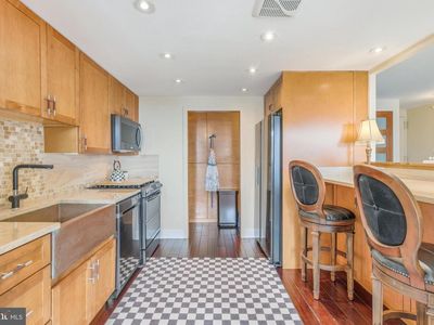 1326 Spruce St APT 808, Philadelphia, PA, 19107