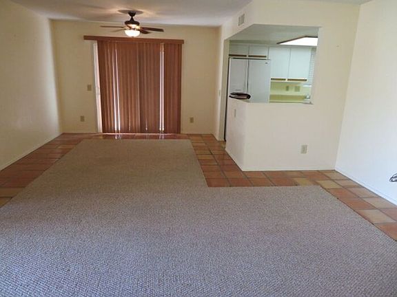 4th image of 25818 S New Town Dr