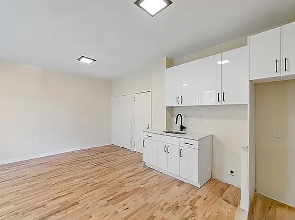 44 Malcolm X Boulevard image 6 of 6