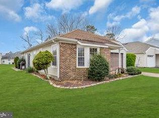 11 Hemlock Dr, Barnegat, NJ 08005