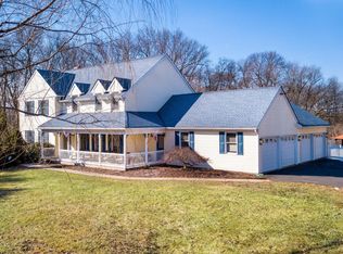 612 Schwenk Ml, Perkasie, PA 18944