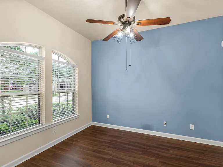 19511 Dunlay Springs Dr — Photo 7