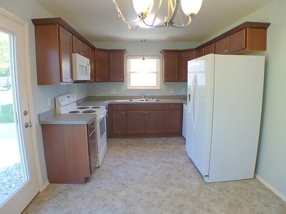 4th image of 4817 Sylvester Ave