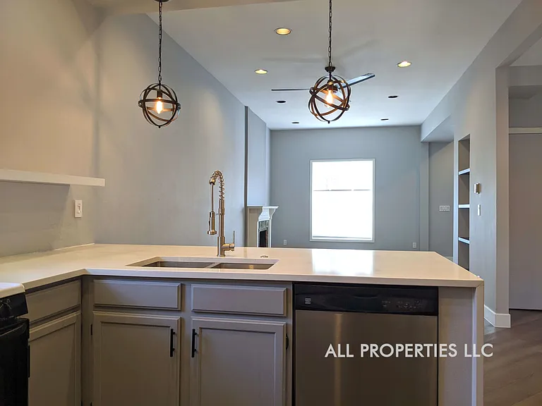 123 E Bayaud Ave — Photo 28