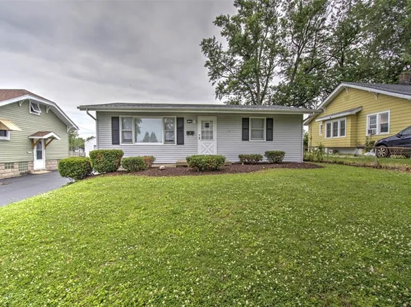 1135 E Johns Ave, Decatur, IL 62521