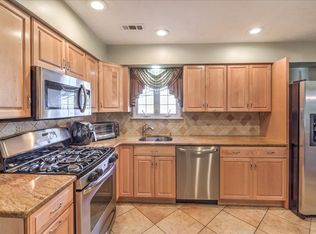 6 Timberline Dr, Howell, NJ 07731