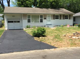 135 Eldorado Dr, Florissant, MO
