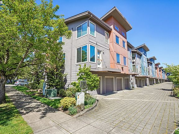 2nd image of 8555 N Kellogg St #1-2
