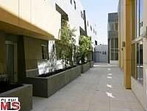 2nd image of 1120 N El Centro Ave APT 12