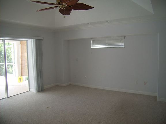 4th image of 7412 Hart St