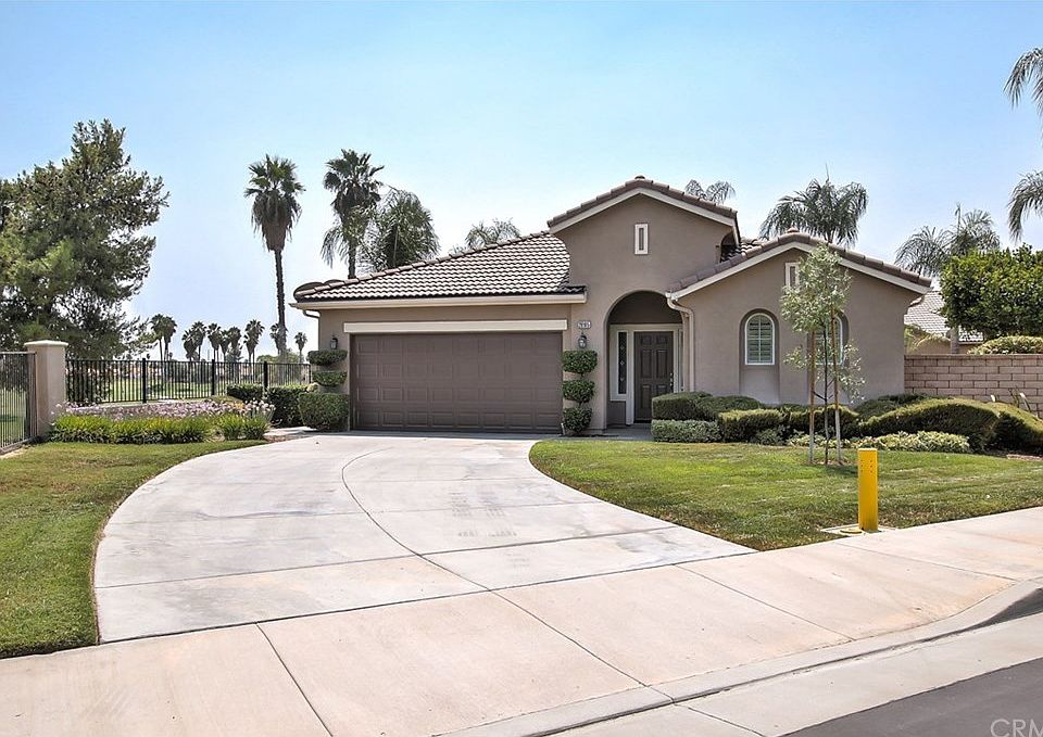1st image of 28105 Whisperwood Dr