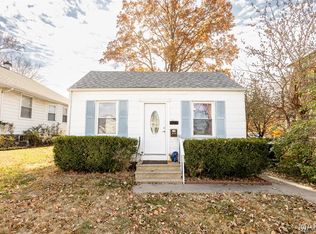 10 E South St, Mascoutah, IL