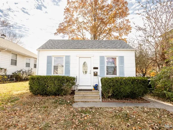 10 E South St, Mascoutah, IL 62258