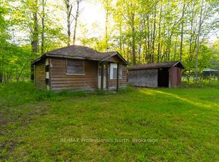 1068 Woods Rd, Dysart Et Al, ON K0M 1S0