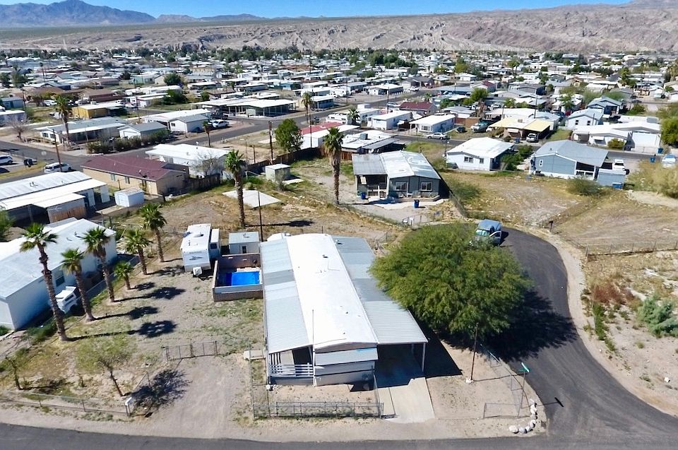 1st image of 1901 Hualapai Drive