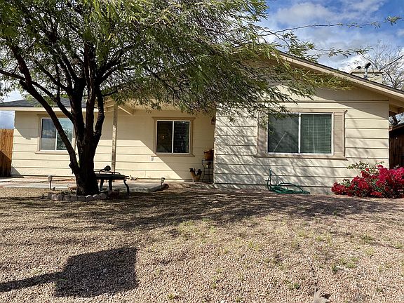 3rd image of 3986 W Calle Segunda