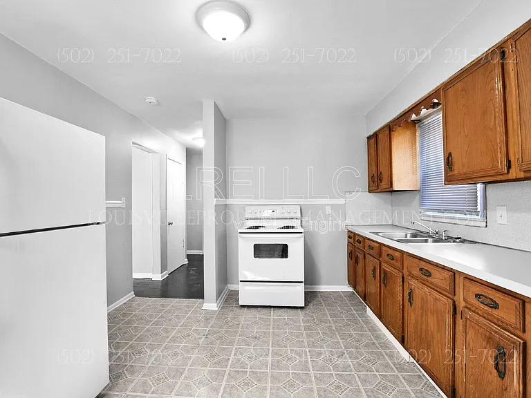 803 Cecil Ave — Photo 7
