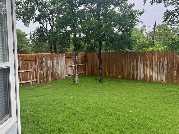 5th image of 308 Stone Canyon Dr
