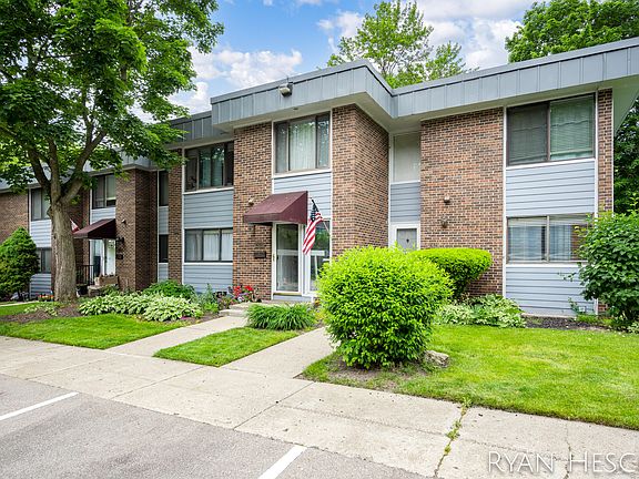 2nd image of 2431 E Collier Ave SE #17
